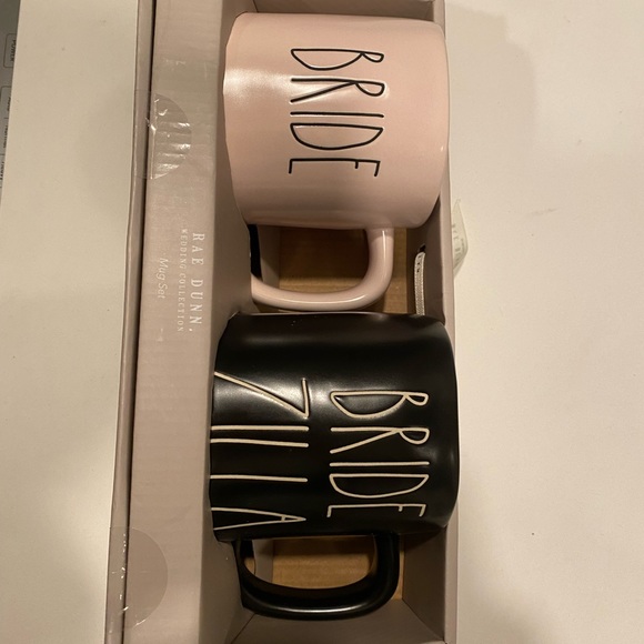 ⭐️HOST PICK⭐️ NWT RAE DUNN bridal collection Mug Set - Picture 3 of 7